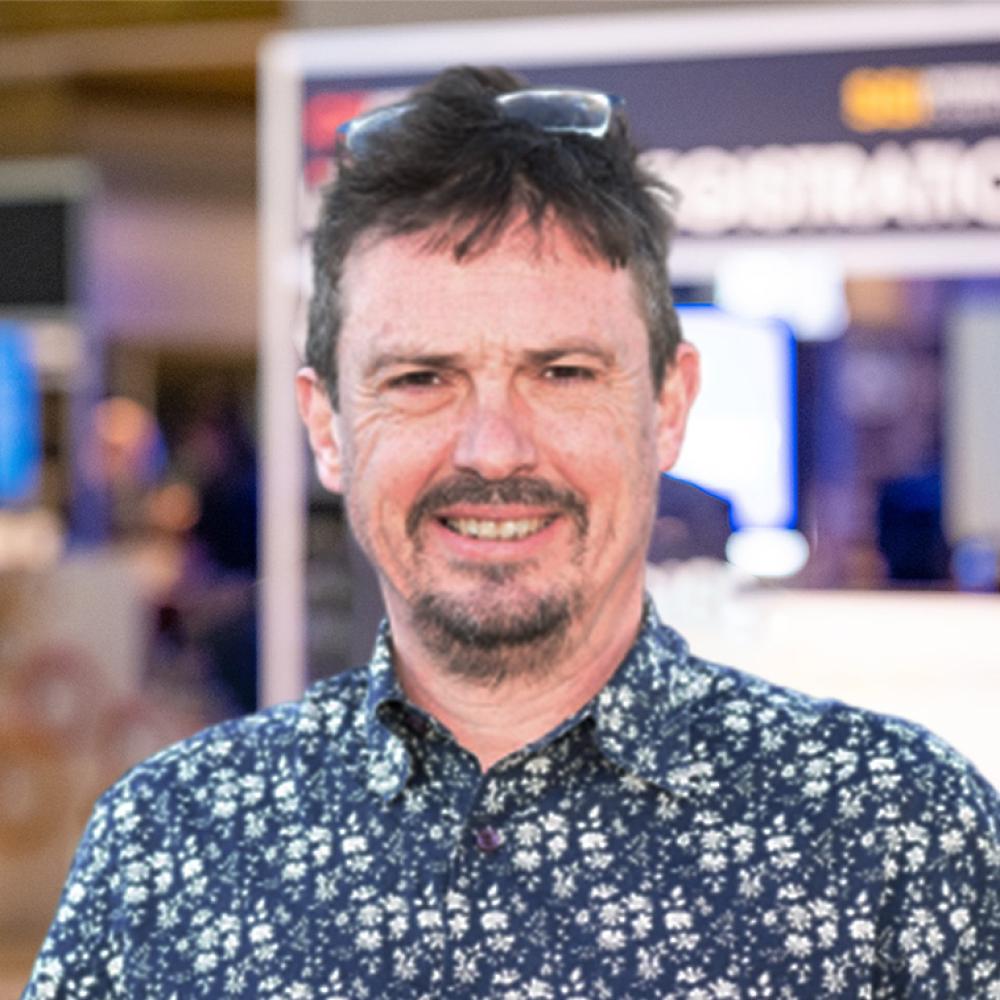 Mark Hinds